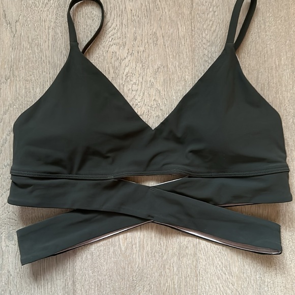 EUC still now bra dark olive size 6 lululemon - Picture 2 of 6